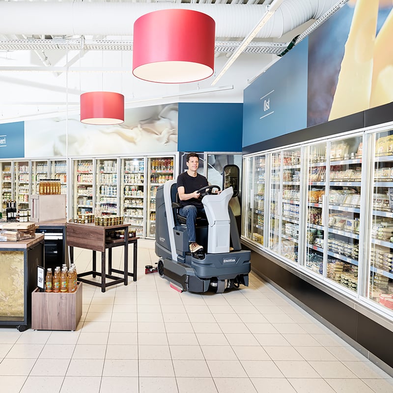 Kombiskurmaskin åkbar Nilfisk SC 6000 - 6
