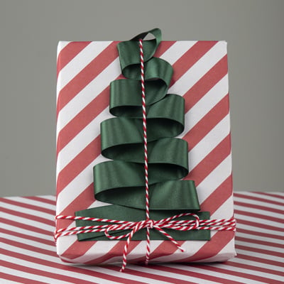 Presentpapper Diagonal red - 1